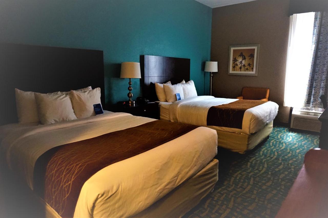 Comfort Inn & Suites Fort Lauderdale West Turnpike Lauderdale Lakes Екстер'єр фото